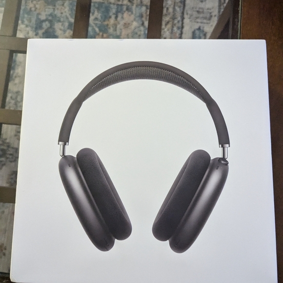 Air pod max headphones